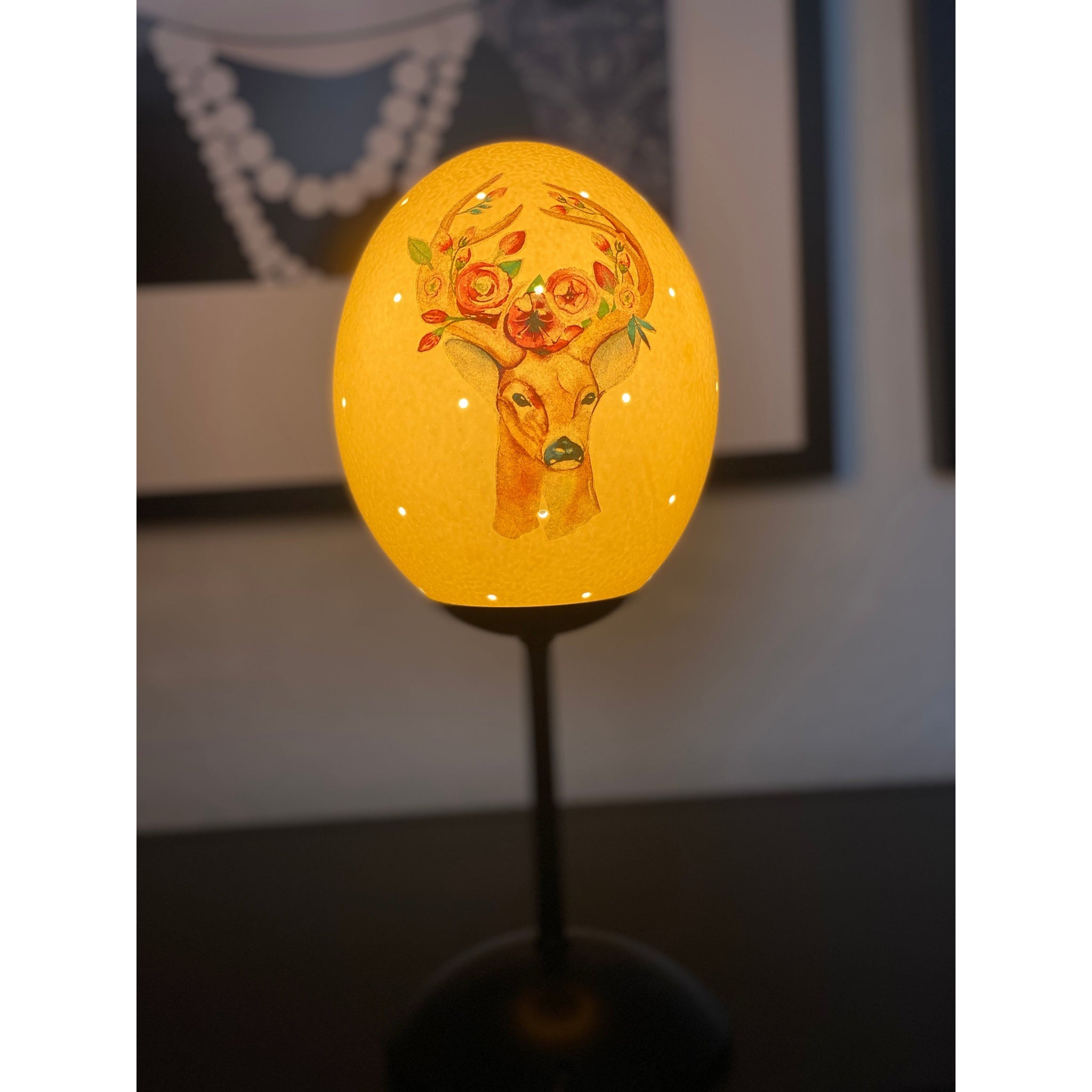 "Hubertus" table lamp, real ostrich egg with glittering details