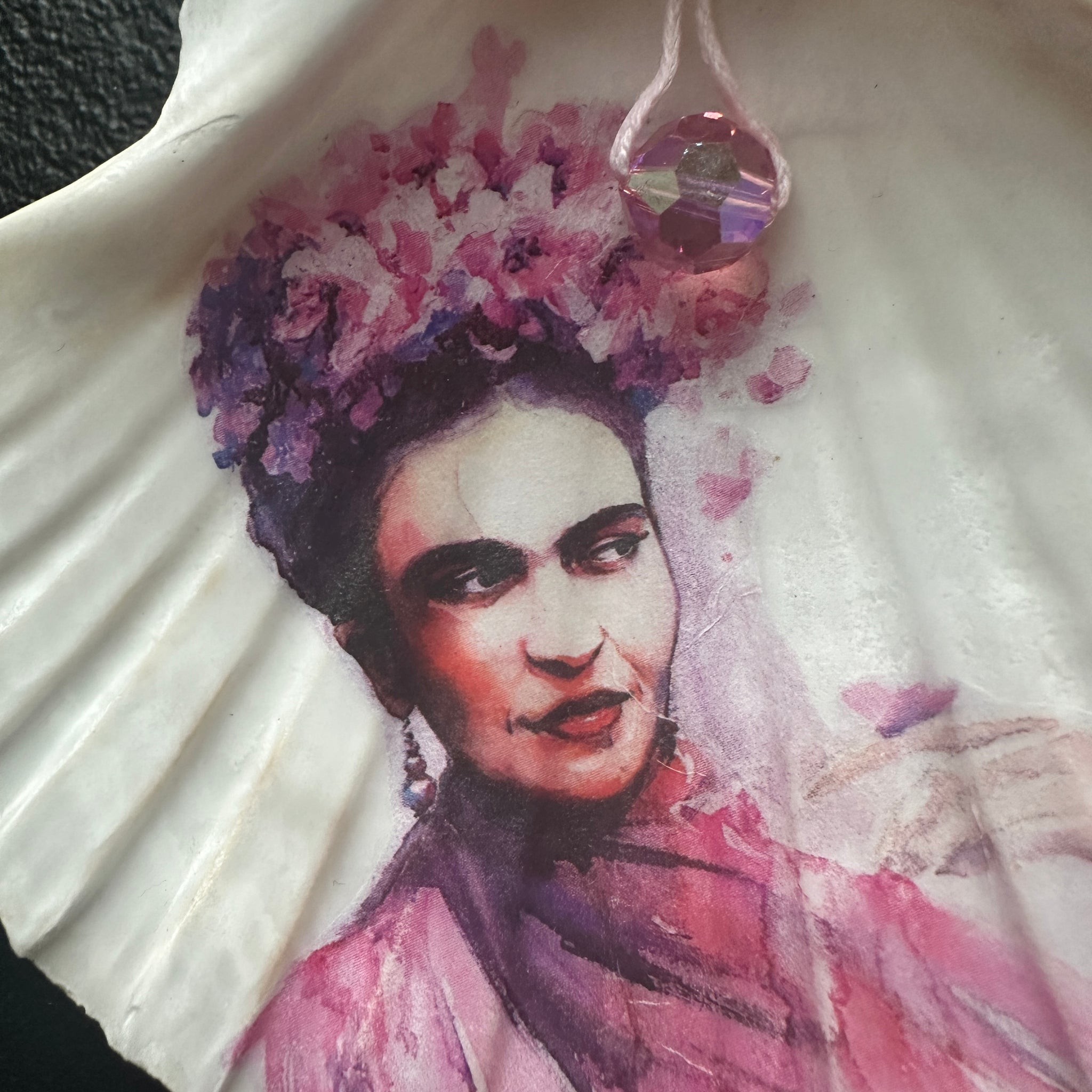 Muschelschale ei-nzigartig Frida Kahlo