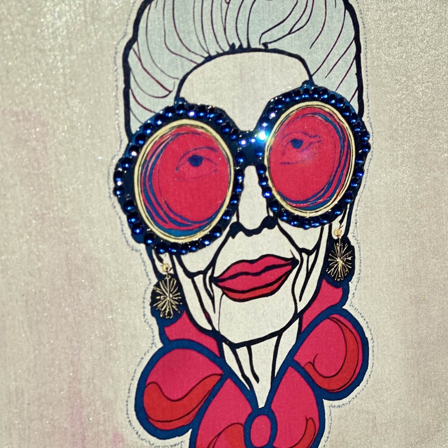 Holzbild ei-nzigartig Iris Apfel