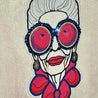 Holzbild ei-nzigartig Iris Apfel