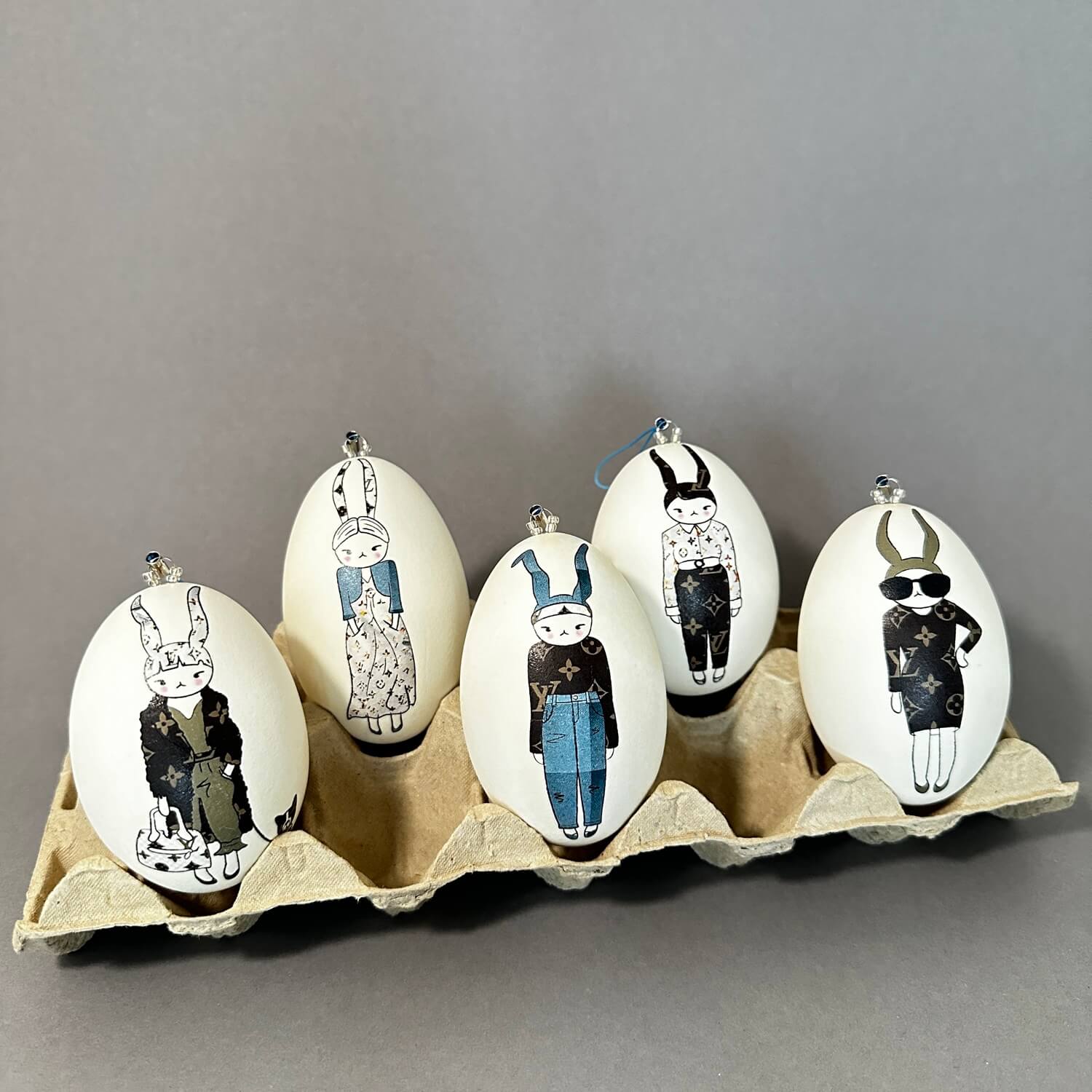 Lou.ei, denim: set of 5 goose eggs/Easter eggs including hanging