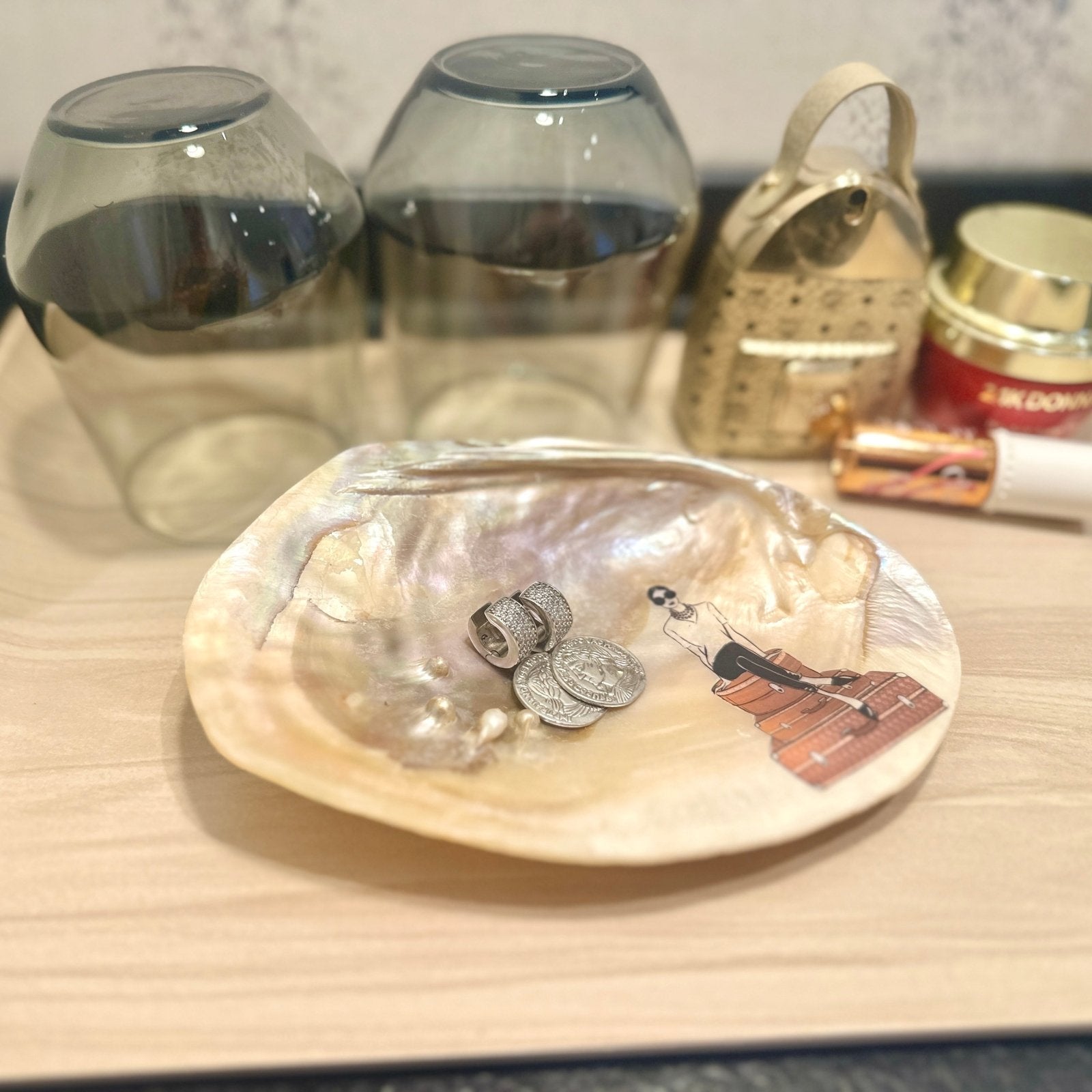 Handveredeltes Deko - Objekt: ATELIER STÜCK N°06 "Louisa" von ei - nzigartig