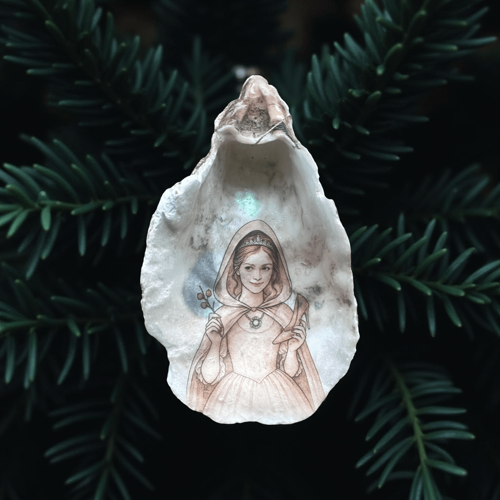 Handveredeltes Deko - Objekt: Auster "3 Nüsse und ein Ballkleid" X - Mas Glamdeko von ei - nzigartig
