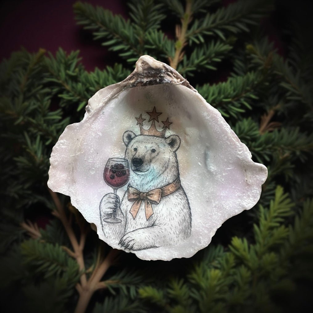 Handveredeltes Deko - Objekt: Auster "Eisbär Lillet" X - Mas Glamdeko von ei - nzigartig