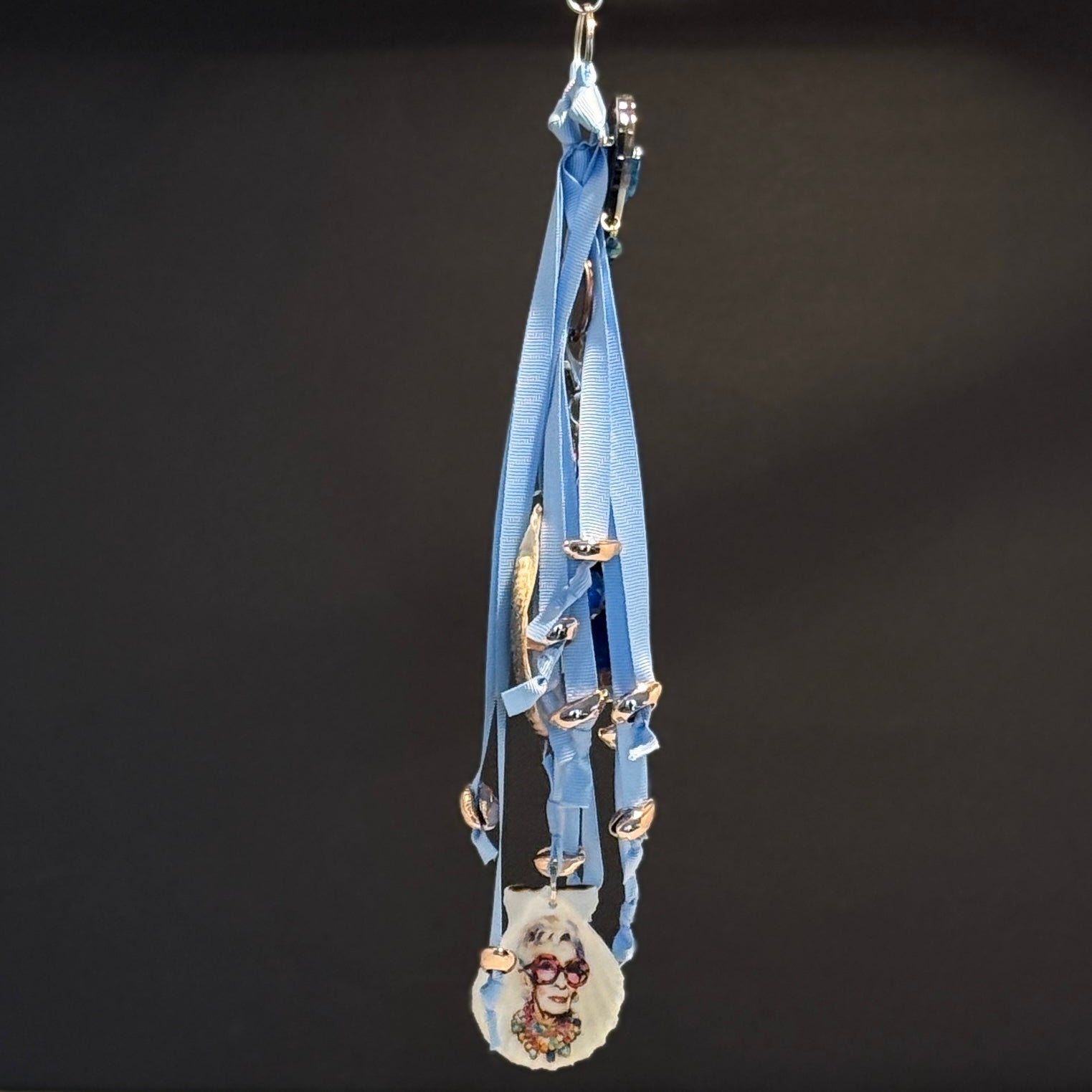 Handveredeltes Deko - Objekt: CLUNK™ – IRISistible • Taschen - Statement von ei - nzigartig