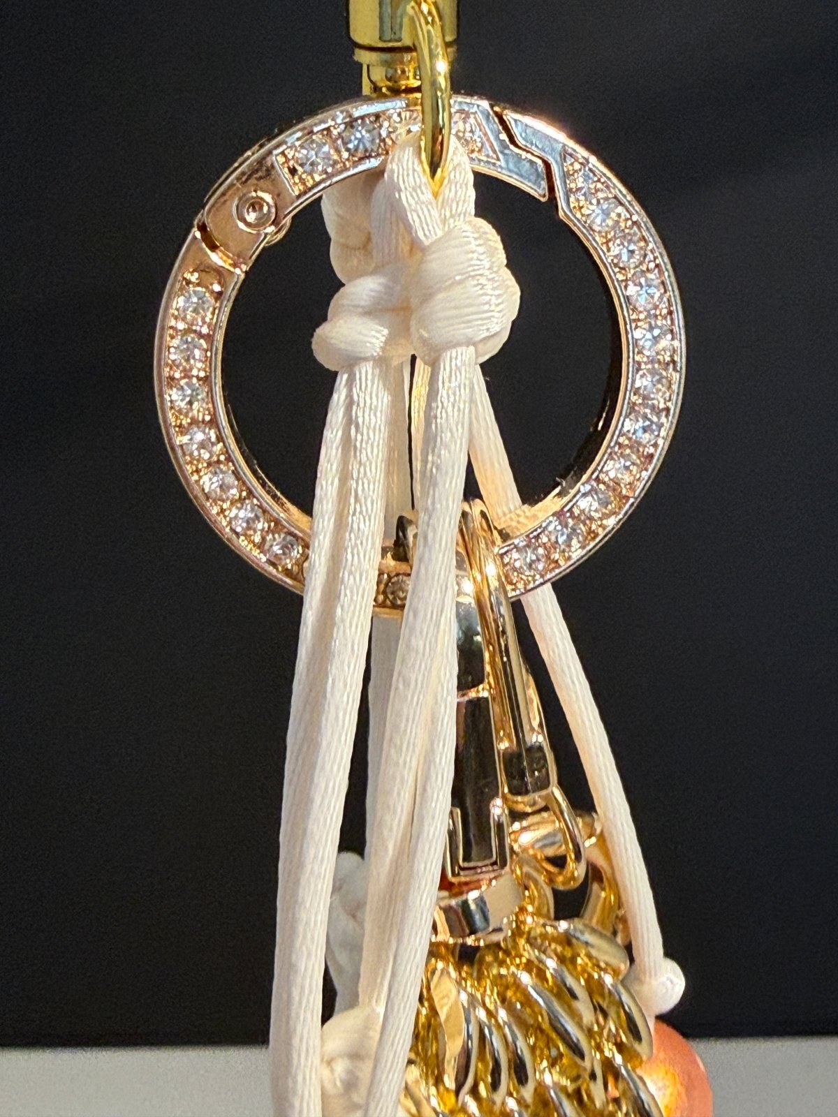 Handveredeltes Deko - Objekt: CLUNK™ – Jet Set Beach - Bambi • Taschen - Statement von ei - nzigartig