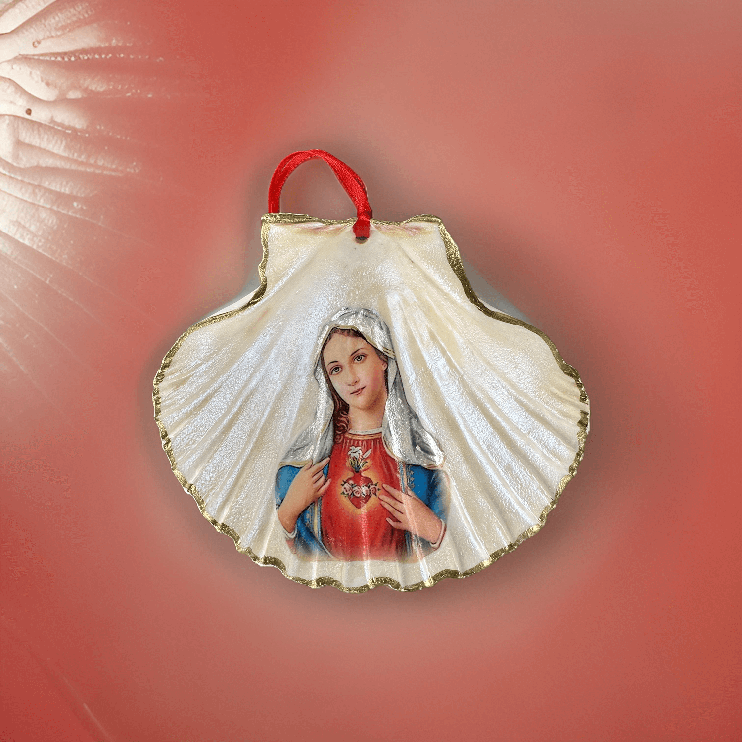 Handveredeltes Deko - Objekt: Dekoanhänger "Holy Shell Herz Maria", 2 Größen von ei - nzigartig