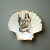 Handveredeltes Deko - Objekt: Dekoschale "Meerjungfrau", echte Fächermuschel mit Metallic - Kante von ei - nzigartig
