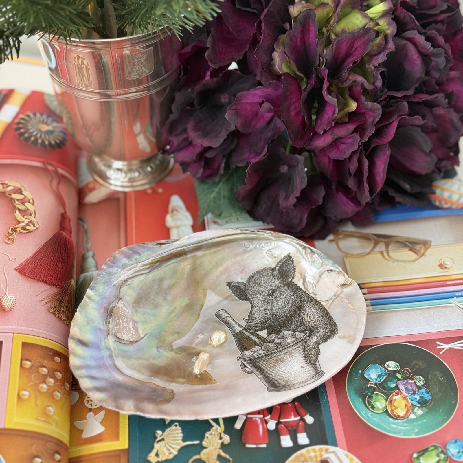 Handveredeltes Deko - Objekt: "Herr Trüffelzahn" Süsswassermuschel Unikat von ei - nzigartig