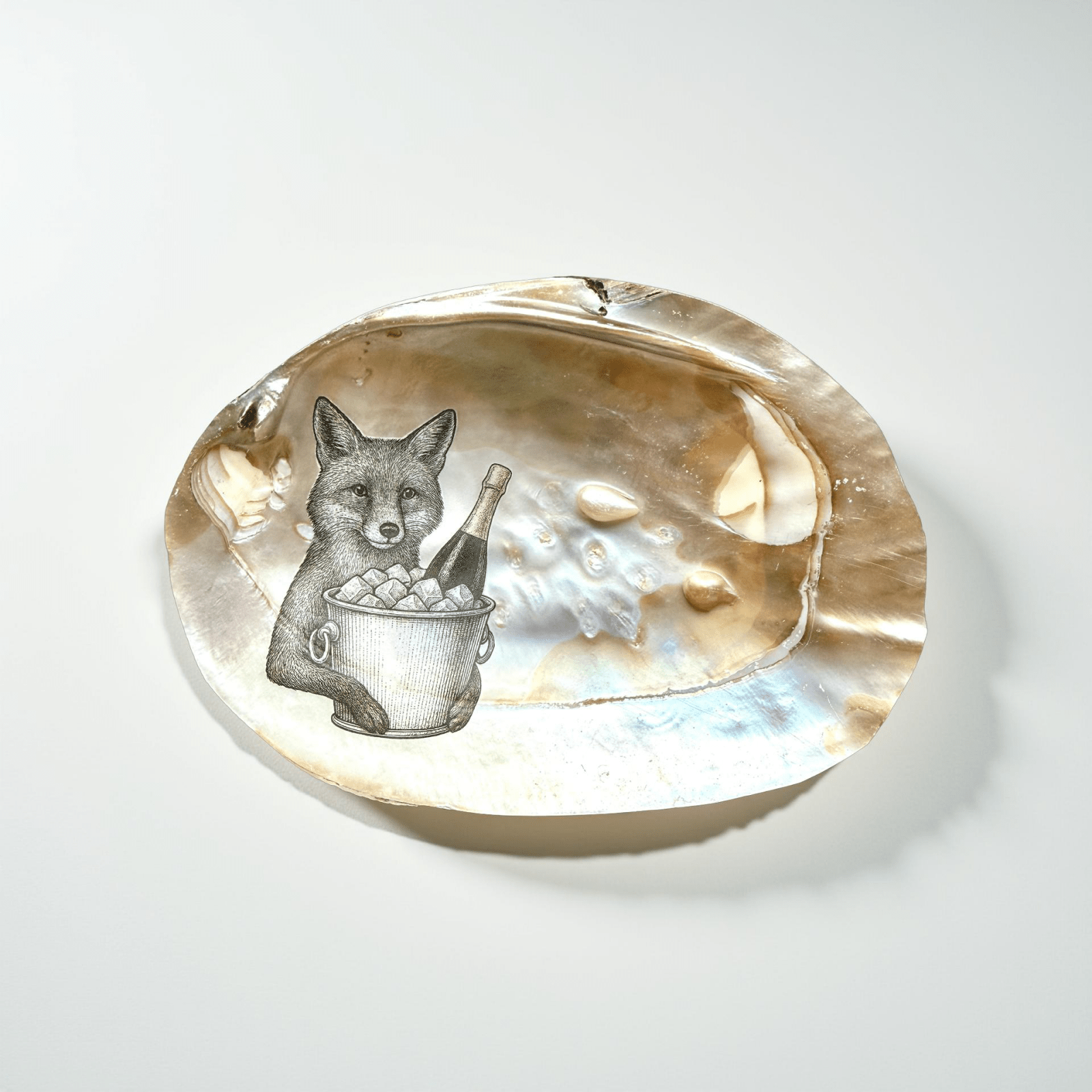 Handveredeltes Deko - Objekt: "Meister Reinecke" Süsswassermuschel Unikat von ei - nzigartig