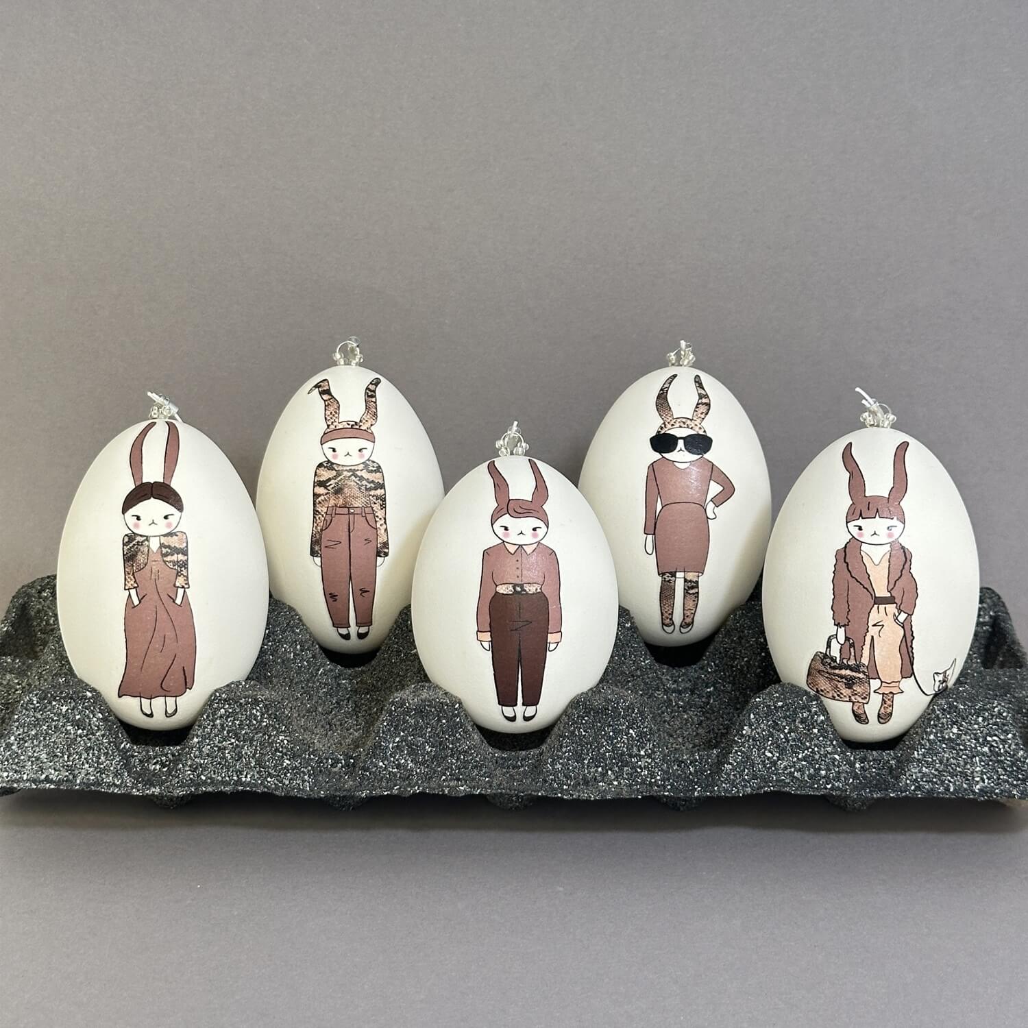 Handveredeltes Deko - Objekt: Mocca Mousse, 5er Set Gänseeier von ei - nzigartig