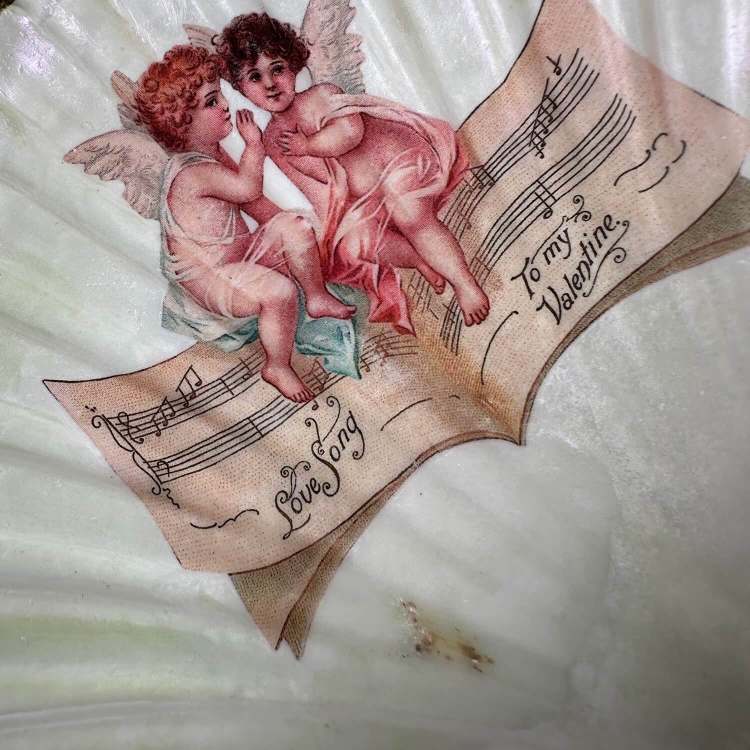 Handveredeltes Deko - Objekt: Muschel - Schale "when angels sing", 2 Größen von ei - nzigartig