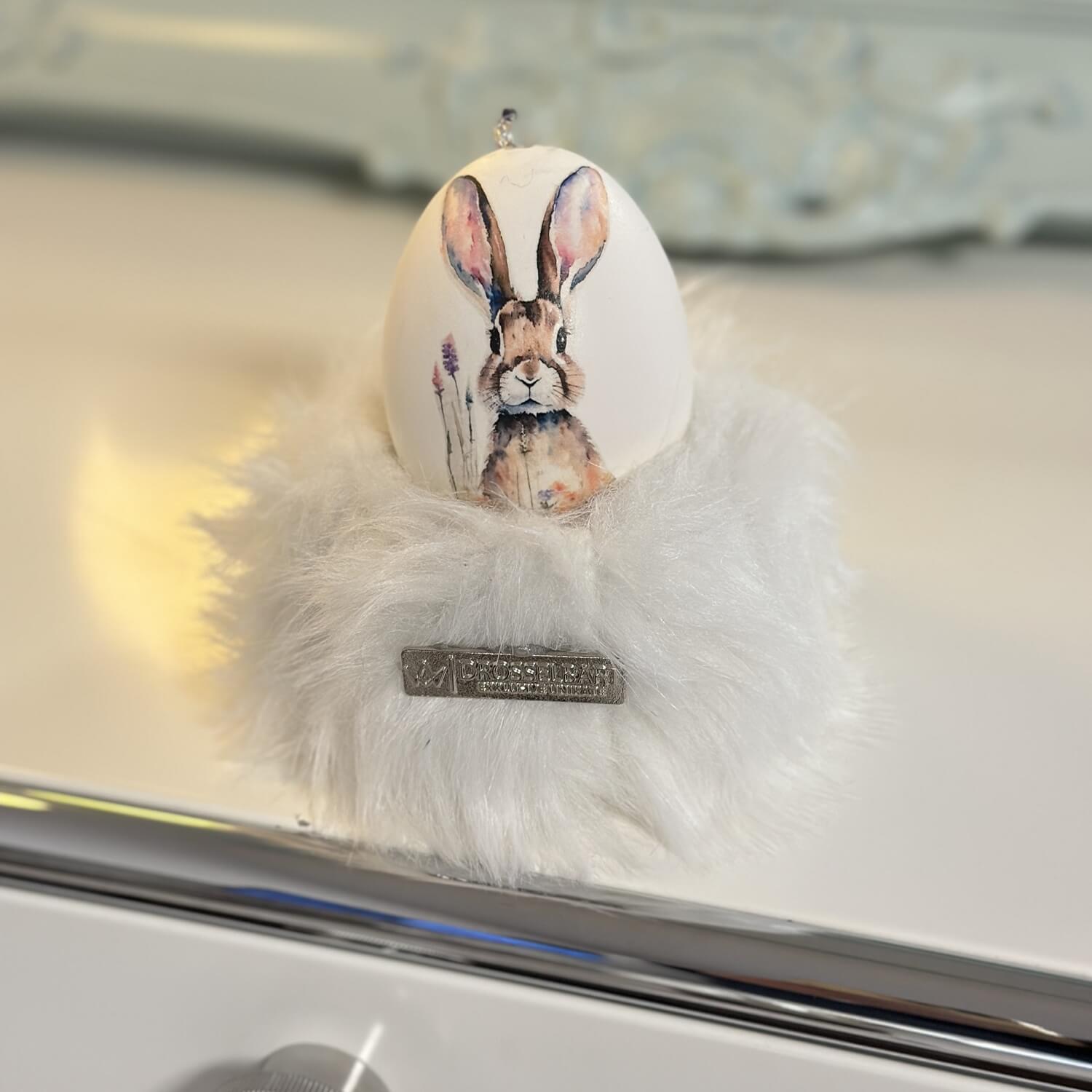 Handveredeltes Deko - Objekt: Romantic Bunnies, 3er Set Gänseeier von ei - nzigartig