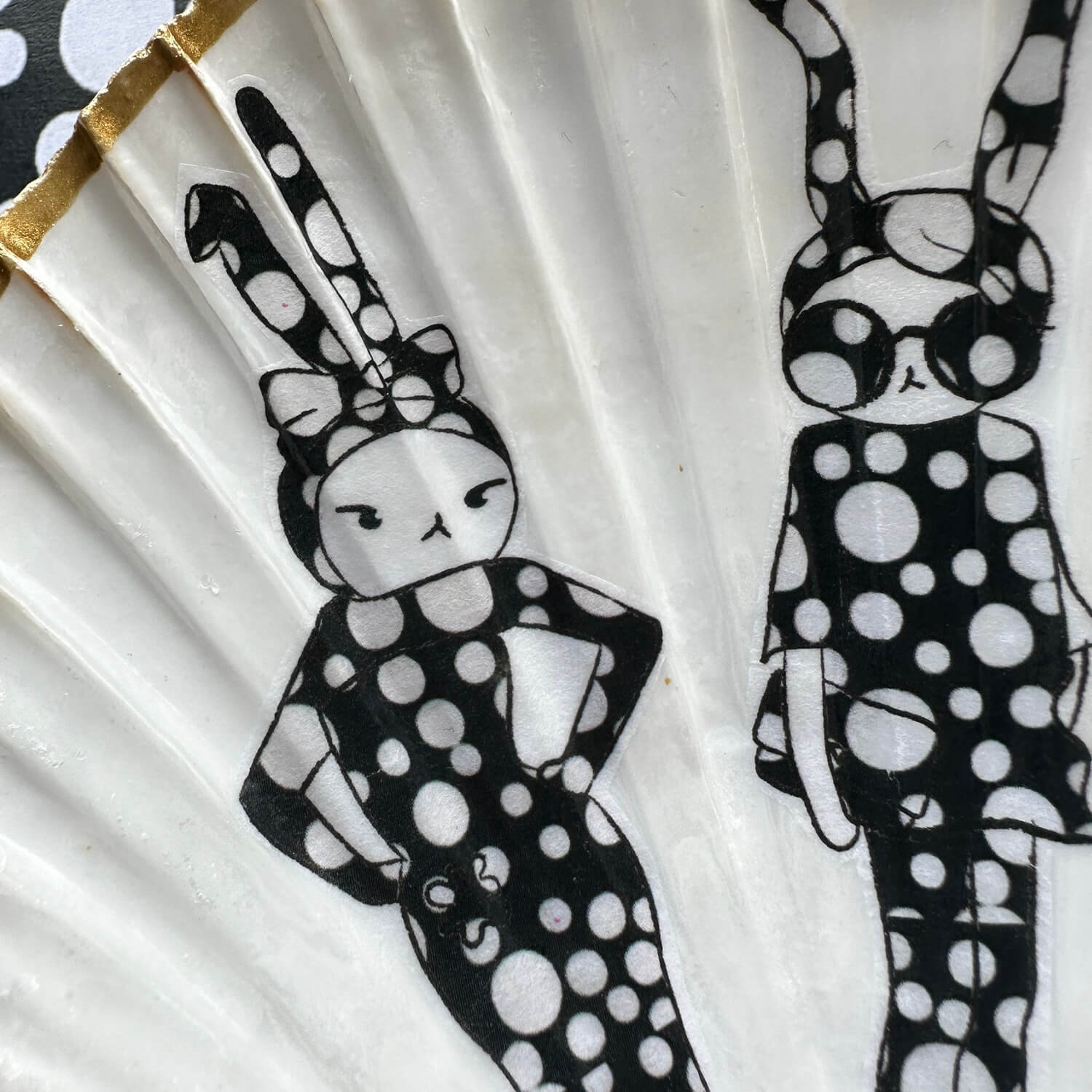 Handveredeltes Deko - Objekt: Schmuck - Schale "Dot - Style Trio", 2 Größen und Kantenvarianten von ei - nzigartig