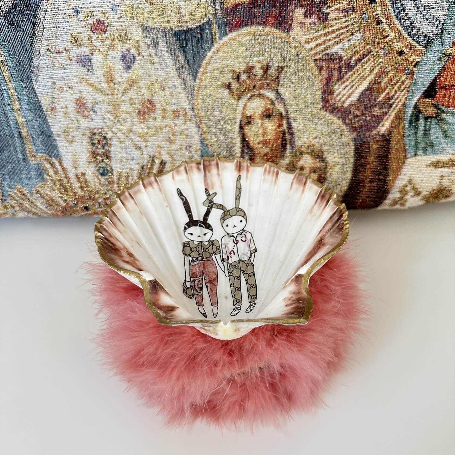 Handveredeltes Deko - Objekt: Schmuck - Schale "In Love with Gigi", 2 Größen und Kantenvarianten von ei - nzigartig
