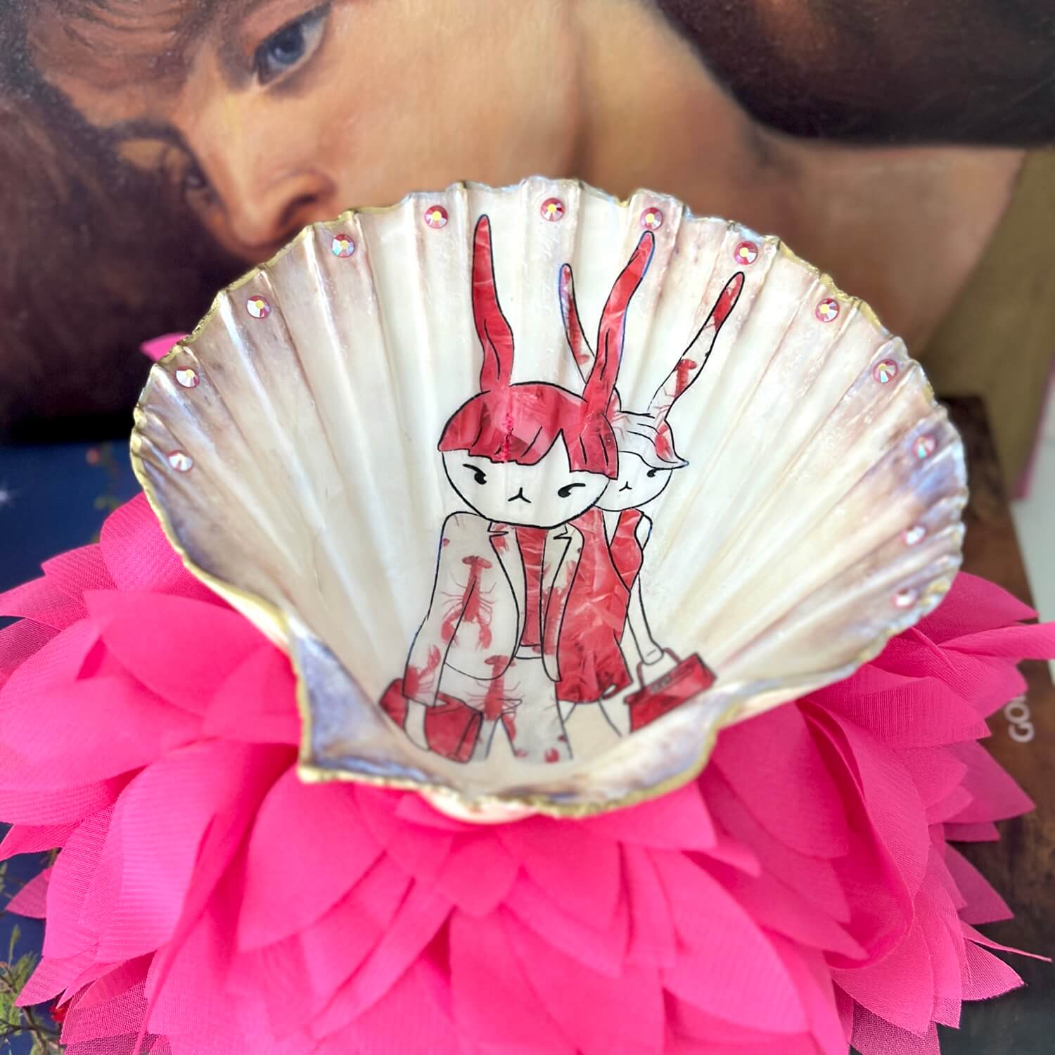 Handveredeltes Deko - Objekt: Schmuck - Schale "Pink Lobster Duo", 2 Größen und Kantenvarianten von ei - nzigartig