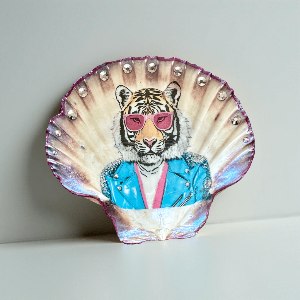 Handveredeltes Deko - Objekt: Schmuck - Schale "Roar Supreme", 2 Größen und Kantenvarianten von ei - nzigartig