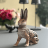 Handveredeltes Deko - Objekt: Sitzender Osterhase zum Füllen, braun von ei - nzigartig
