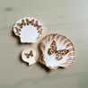 Handveredeltes Deko - Objekt: Sized Set Muschel - Schalen "Dolce Leo" (3 - teilig) 2 Kantenvarianten von ei - nzigartig