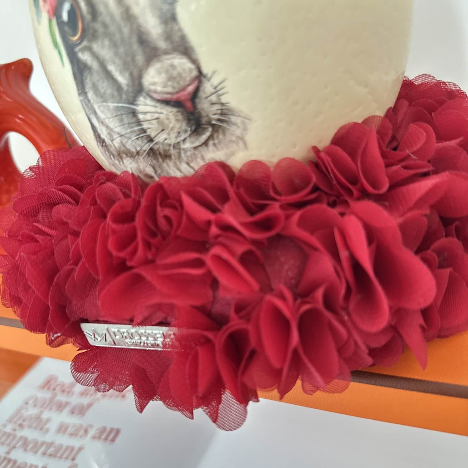 Handveredeltes Deko - Objekt: Stoffblüten - Kranz, Rot, Größe ca. 15 cm von ei - nzigartig