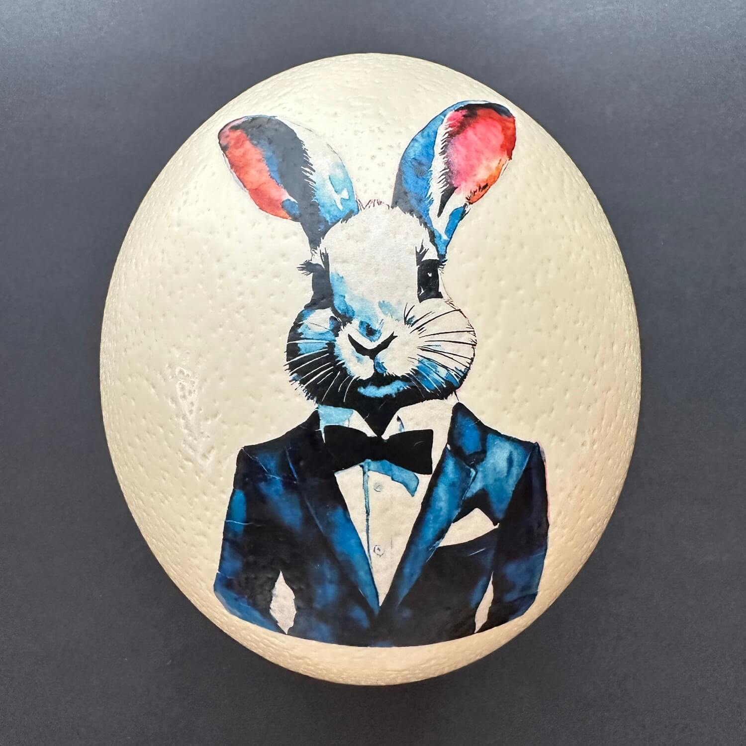 Handveredeltes Deko - Objekt: Straußenei "Hase 007" Basic, Glam oder Luxury von ei - nzigartig