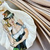 Handveredeltes Deko - Objekt: Taschen & Schlüssel - Anhänger "Dirndlicious", goldfarbend, 2 Größen von ei - nzigartig