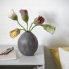 Handveredeltes Deko - Objekt: Tulpe aus Filz von Gry & Sif, weiß, 30 cm von ei - nzigartig