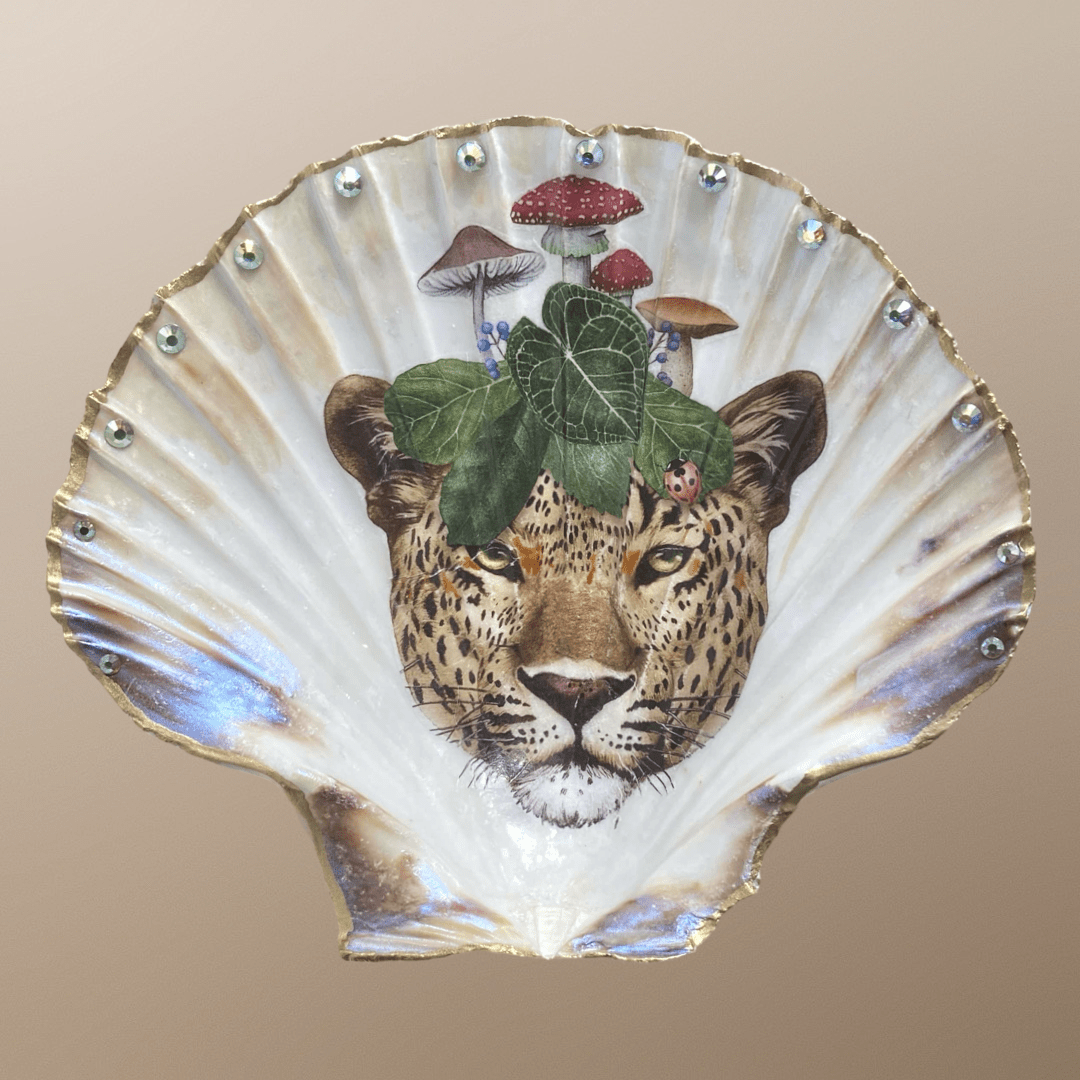 Handveredeltes Deko - Objekt: XL Muschel - Schale "Leopard" von ei - nzigartig