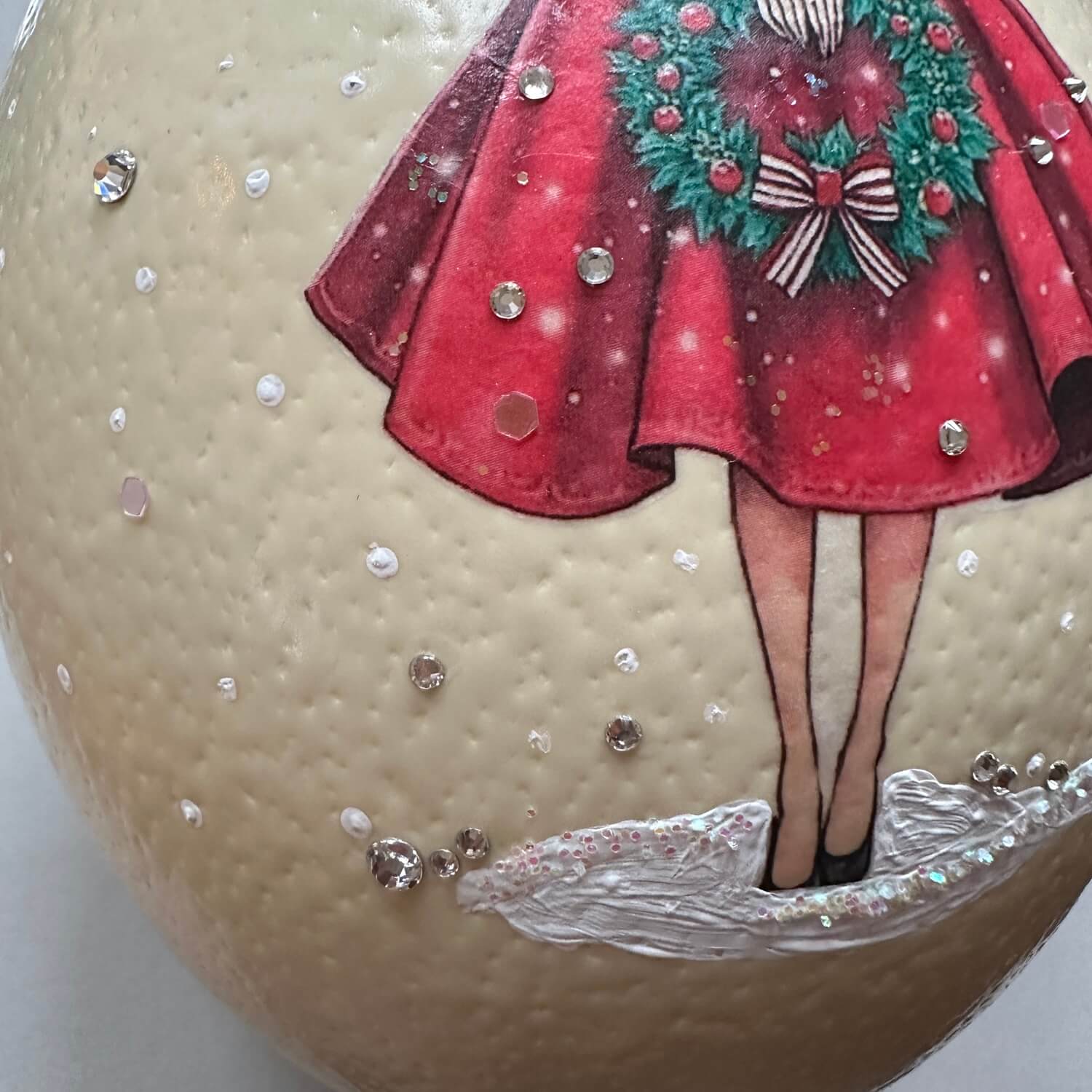 home_for_christmas_detail2.jpg