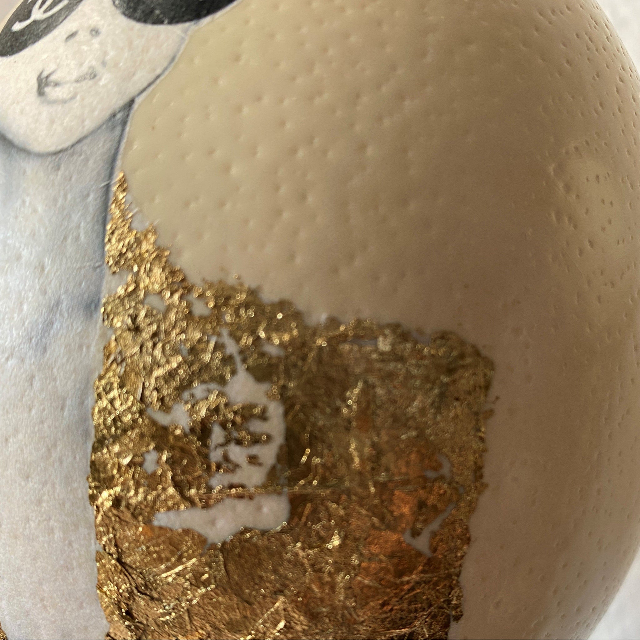 Ostrich egg lamp, Coco loves gold